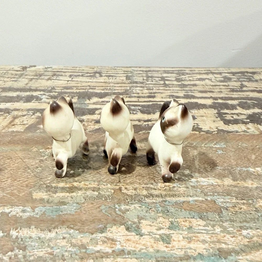 Siamese Cat Figurines‎ Lot Of 3 Ceramic Mini Hagen Renaker Kitten Blue Eyes